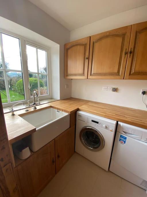 Eco-Friendly Dorset Cottage With Spa Set In Heart Of Countryside Sydling St Nicholas Luaran gambar