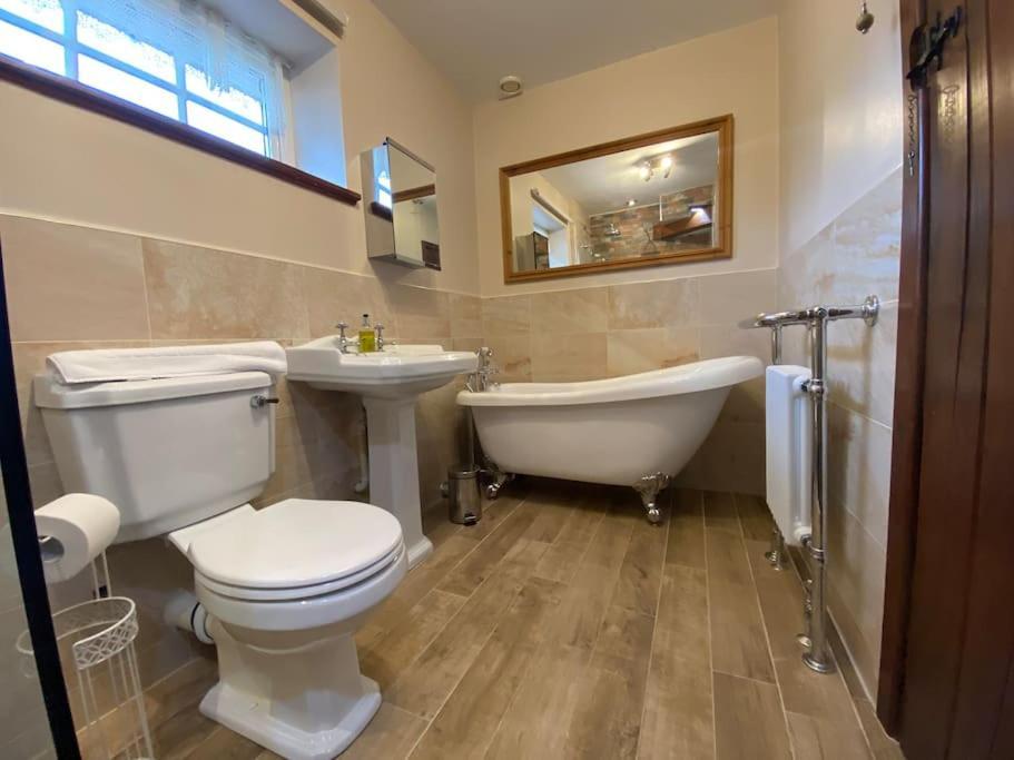Eco-Friendly Dorset Cottage With Spa Set In Heart Of Countryside Sydling St Nicholas Luaran gambar